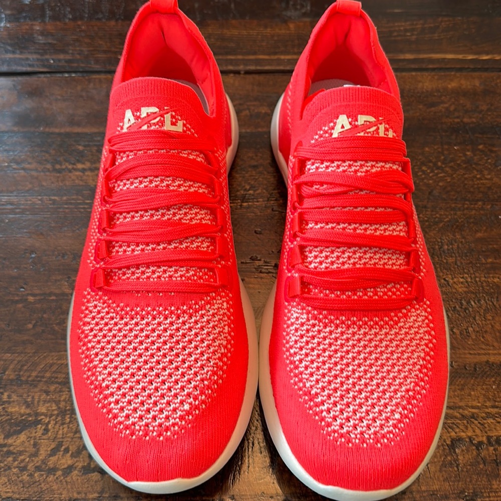 APL tech loom breeze